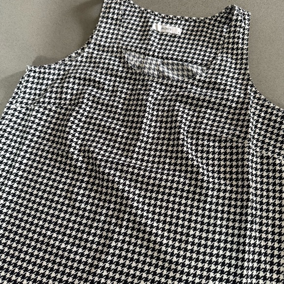 Houndstooth Women's Tank Top - Picture 3 of 9